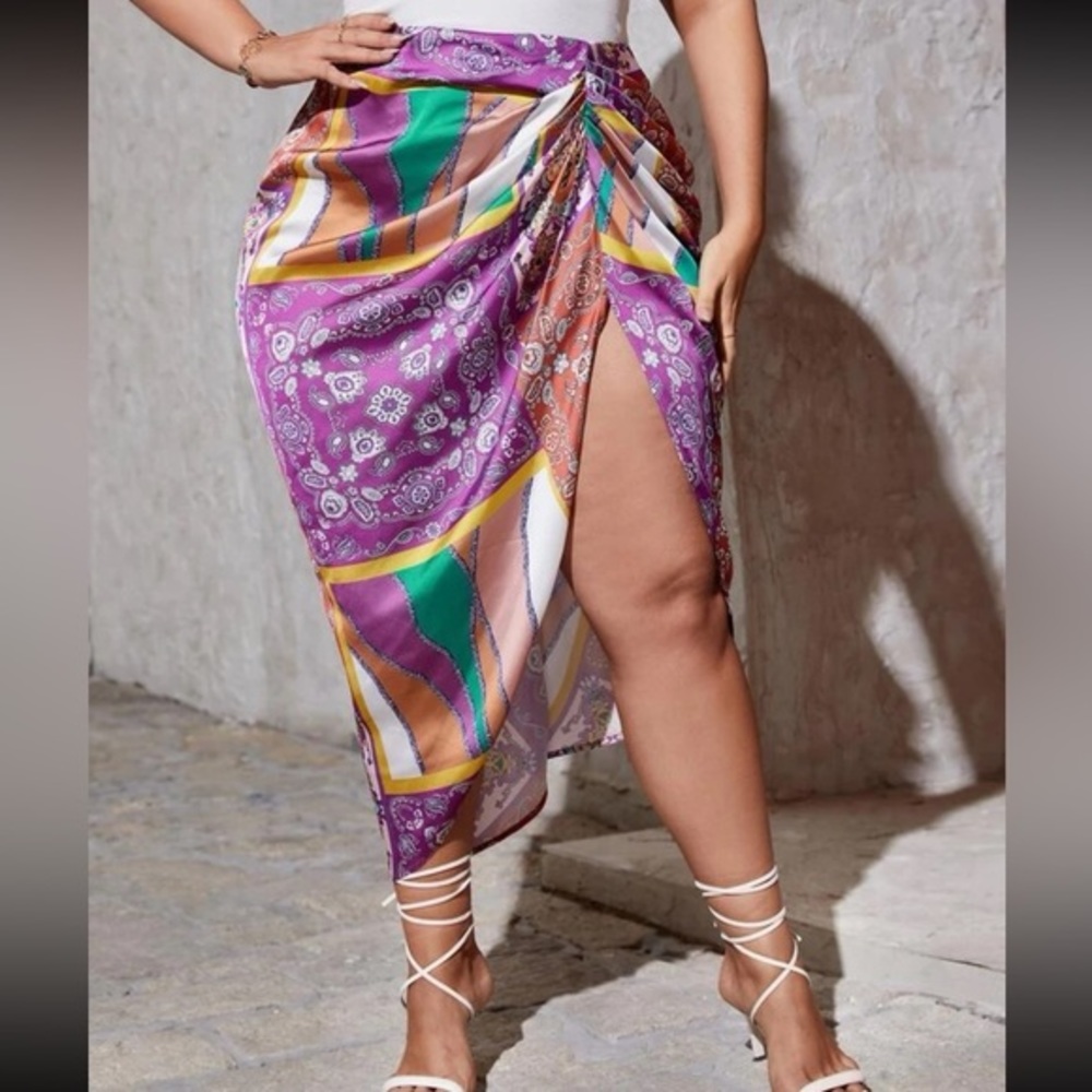 Plus size skirt​
